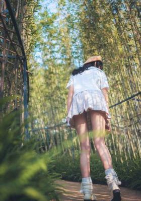 成人花季传媒一天三次_蓝光电影免费在线